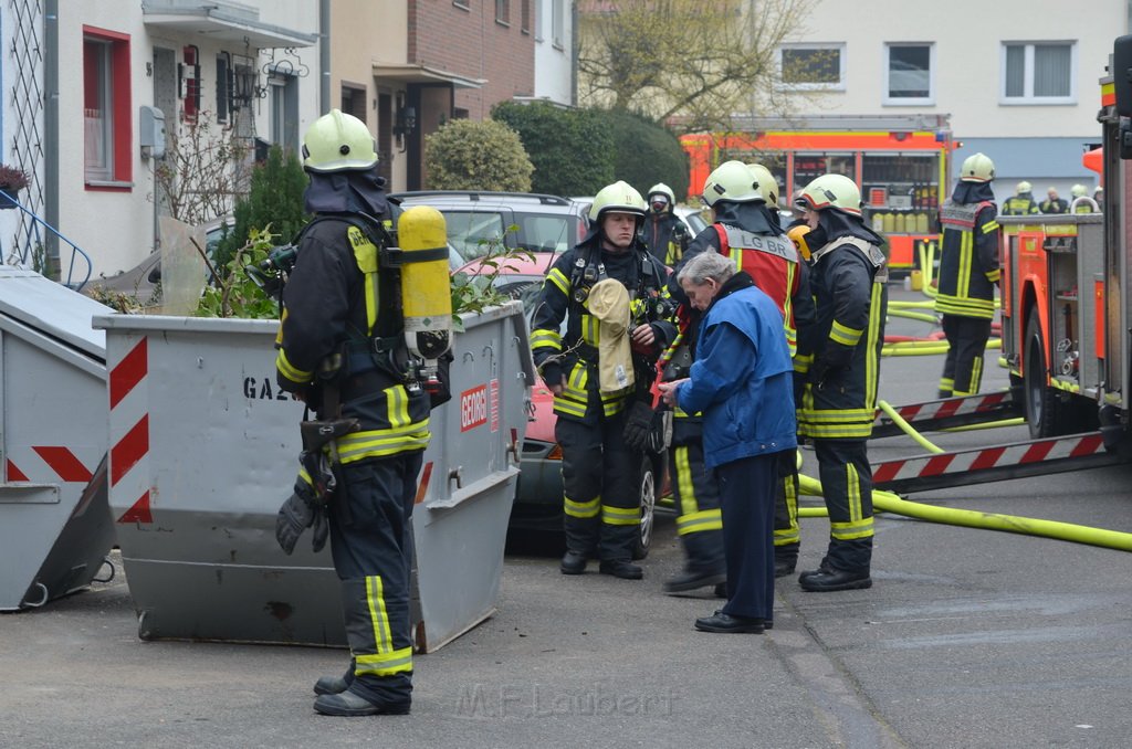 Feuer 2 Dach Koeln Brueck Diesterweg P55.JPG - Miklos Laubert